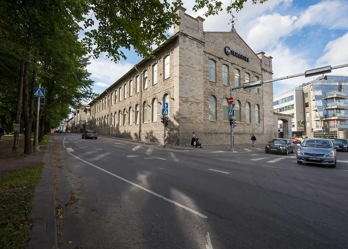 Charming Loft Near Old Town